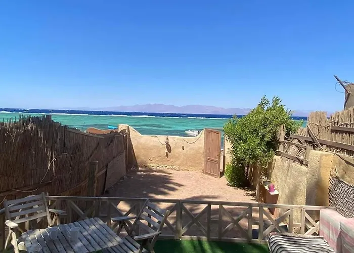 Luna House Asala Beach