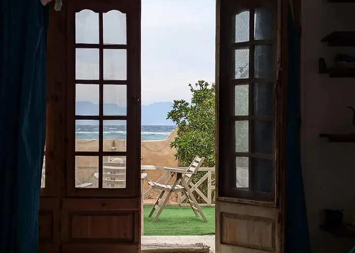 Luna House Asala Beach